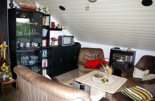 Eitorf House | Comfortable holiday flat near the forest