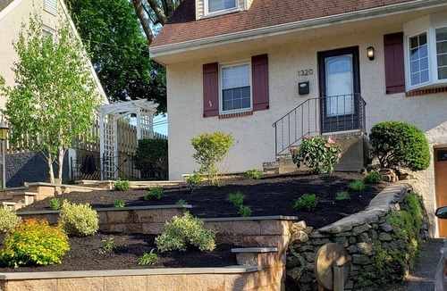 Swarthmorewood House | Comfy, Cozy Woodlyn Home/Getaway Close to Sports, Highways, City + More!