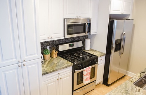 Townsite House | Completely Renovated Family Friendly Bungalow!