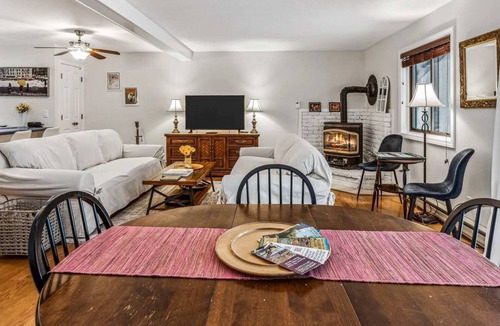 West Hartford Condo | Condo with Fireplace, Windsor Village