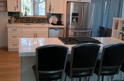 Millcreek House | Cool 3-bedrm house near St Mark's hospital and parks in charming Millcreek Utah