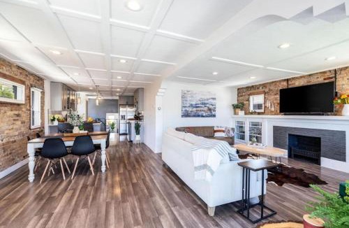 People's Freeway House | Cottage on Main - Only Minutes to Downtown SLC