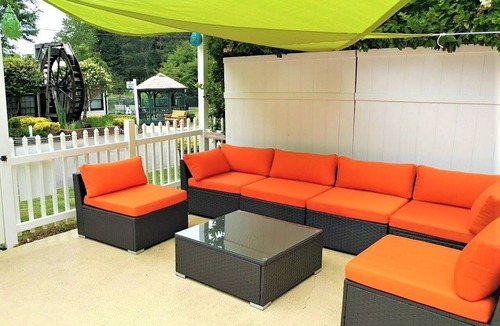 Williamsburg Cottage | Cottage - Williamsburg Pet-Friendly Getaway – Heated Pool, Free Game Room