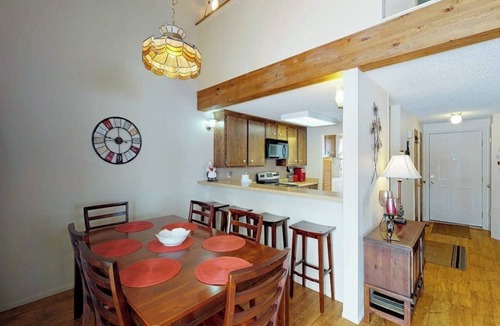Pagosa Springs Condo | Cozy condo with WiFi, fireplace, & loft - close to golf, ski, & lakes