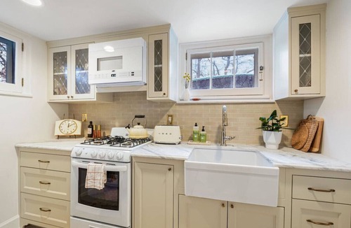 Joaquin House | Cozy Downtown Provo Cottage w/King Bed