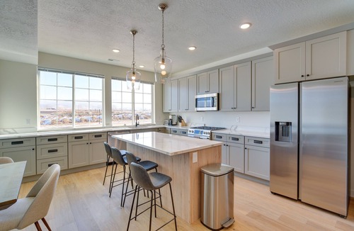 Heber House | Cozy Heber City Vacation Rental w/ Mountain View!