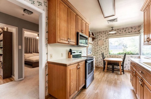 East Millcreek House | Cozy, Low-Key, Perfect for Short & Extended Visits