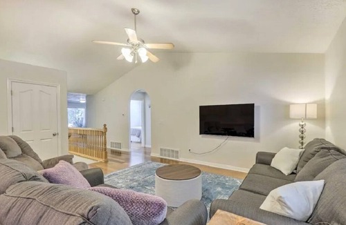 Bonneville House | Cozy Orem Gem - Perfect Location