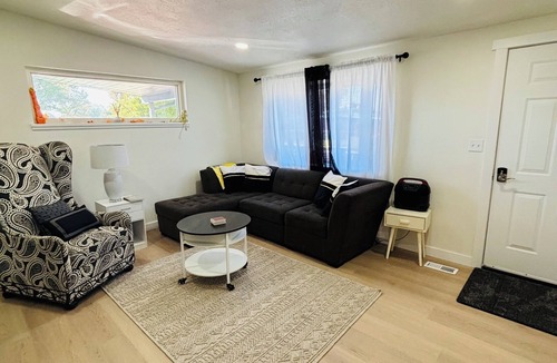 Taylorsville House | Cozy Stay Near Shops & Restaurants 15 Min to Downtown