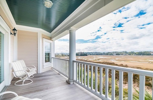 Litchfield by the Sea House | Creek Front Beach House in gated Litchfield by the Sea