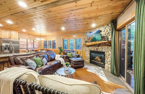Park City House | Creekside Mountain Retreat Perfect for Longer Stays Hot Tubs Near Canyons Village