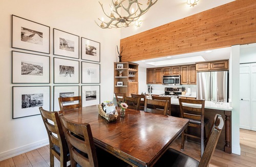 Deer Valley House | Deer Valley Snow Park: Spacious 4BR townhome with mountain views in Park City.