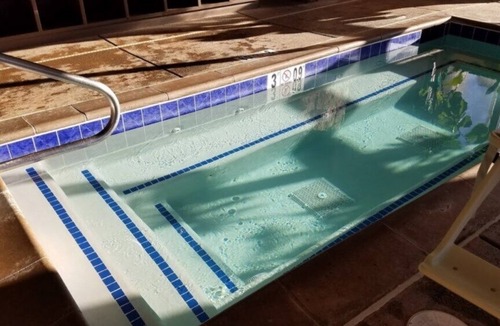 Brian Head Villa | Diamond Resorts Cedar Breaks Lodge & Spa - Studio Accessible Roll-in Shower