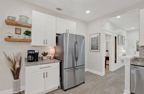 Eastside Cabin | Discover Timeless Living at 809 E Bolton Street
