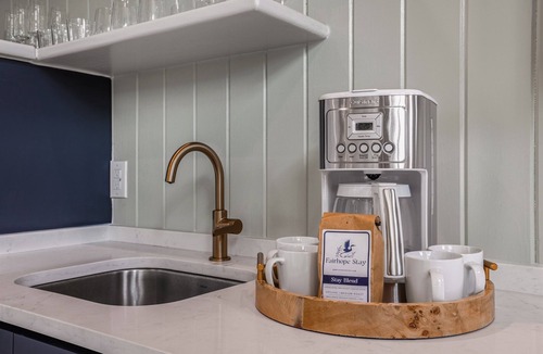 Fairhope Cottage | Downtown Cottage Hideaway Suite G