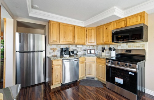 Draper Apartment | Elevated Mountain Retreat w/Sauna & Full Kitchen