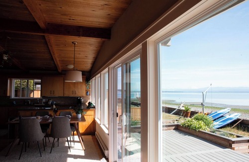Camano Island House | Enjoy Camano Tidalwilds waterfront beach house w/hot tub, sups, kayak and more!