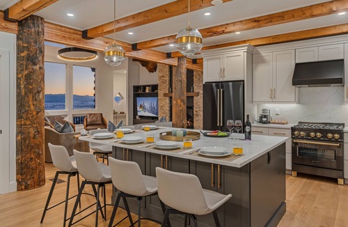 Steamboat Springs House | Epic Views, Hot Tub, + A/C | Watchtower Chalet