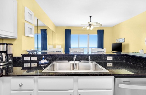 Panama City Beach Condo | Escape to Stunning Beach Front Views at a Calypso Penthouse: Next to Pier Park!