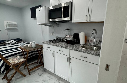 Gulf Coast Acres Apartment | Estudio Boutique Cerca de la Playa y del Río en Hudson, Fl