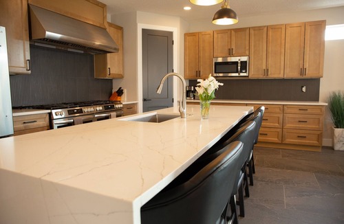 Moab South Valley House | Exclusive Retreats Desert Vista: Luxury 6 Bedroom Retreat- Heated Pool/Hot tub