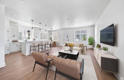 Pleasant Grove House | Executive Retreat – Perfect House for Work + Family Life