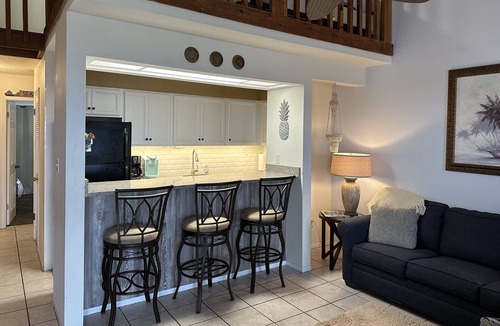 Holiday Beach Condo | Family Friendly Low Rise Beach Front Condominiums East PC Beach