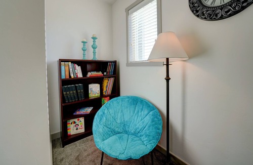 Vineyard House | Family-friendly Suite w/Hot Tub, Memory Beds & Smart TV