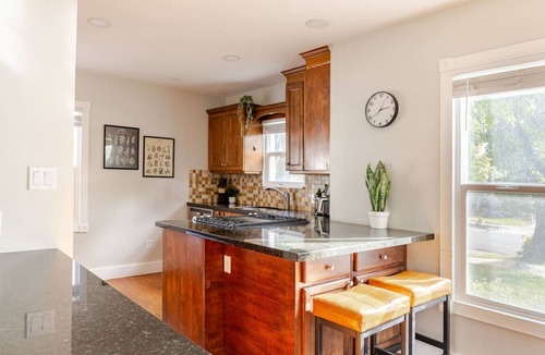 Sugar House House | Family Home - 2 Full Kitchen, Sauna, Sleeps 12-14