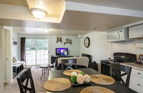 Sandy Apartment | Family Stay w/Hot Tub & Trampoline