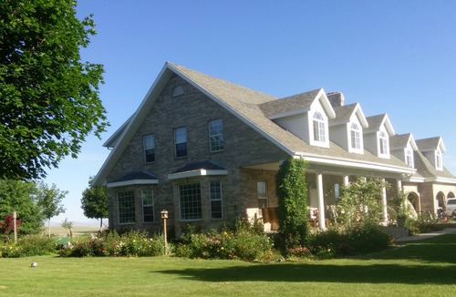 Santaquin Other | Farmhouse B & B on the Ranch