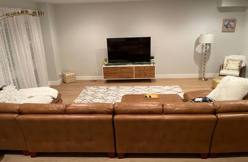 Farmington House | Farmington's Finest: 3BR Townhome, Furnished/Empty, Prime Location, Pool & More!