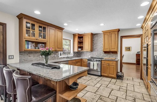 Summit Park House | *FREE SKI RENTAL* Perfect for 2 Families or Groups – Private Hot Tub, Dogs Welcome