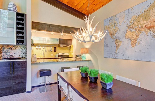 Peak 9 Condo | Free SkyCard Act - Top-Floor, Pool/Hot Tubs - Tannenbaum By The River