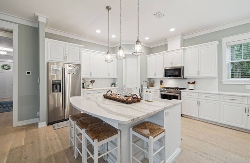 White's Gulfview House | Games | Pool | LSV | Screened Porch and More