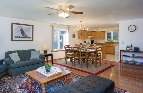 Doe Bay House | Garden Retreat is a Spacious, Gated home close to Moran State Park, Doe Bay and Obstruction Pass State Park. Surrounded by mature Gardens, this Island Home has Three Bedrooms Ensuite, Well-Equipped Kitchen, Yard Games, Family Room and Fast WIFI.