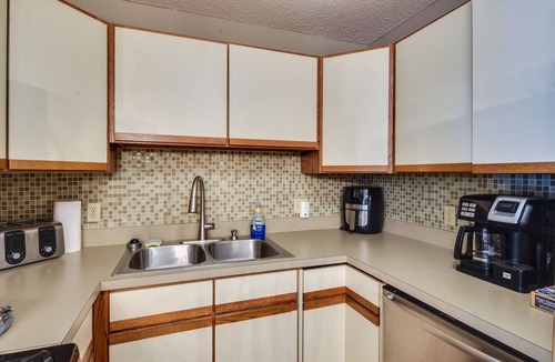 Great Valley Condo | Golf & Adventure! Condo 2 Mi to Dtwn Ellicottville