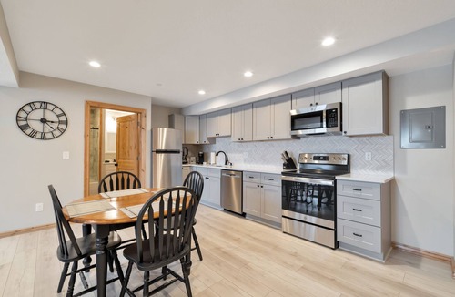 Morgan Apartment | Gorgeous 1 BD/2 BTH in historic Morgan and central to recreation.