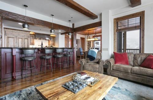 Empire Pass Apartment | Grand Lodge - Three Bedroom #401 - Ski-in ski-out condo
