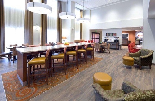 Page Hotel | Hampton Inn & Suites Page - Lake Powell