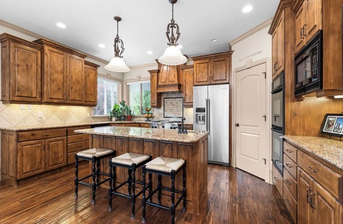 River Bottoms House | Happy Valley