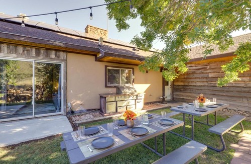 Charleston House | Heber City Home: Private Yard & Hot Tub!