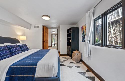 Santa Fe House | Historic Adobe Retreat near the Plaza with Hot Tub
