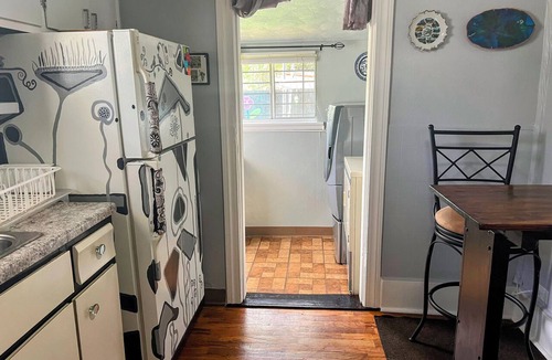 Colorado Springs House | Historic cottage for solo travelers and couples, 5 min to downtown COS