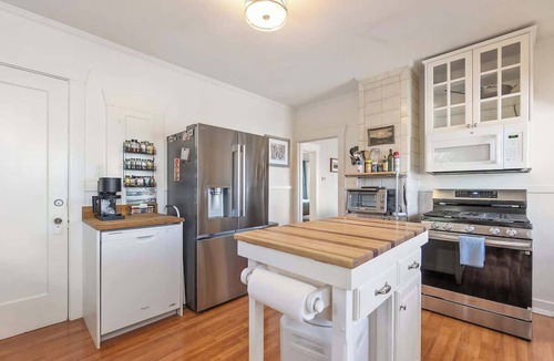 Port Gardner House | Historic PNW Bungalow - Sunset & Water View