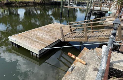 Indian Waters Villa | Home in Crystal River FL Water Front Floating Dock