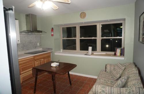 Newark Apartment | In the Circle, UD, Sports, D Park, tax free Shopping