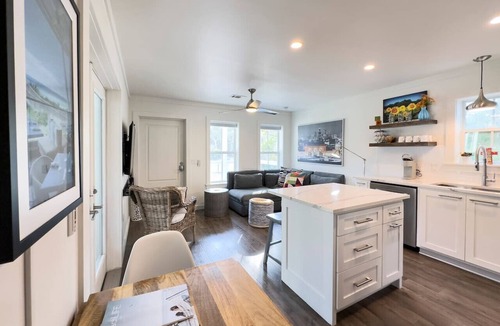 Inlet Beach Cottage | Inlet Beach Cottage | Walk to Sand + Near 30A