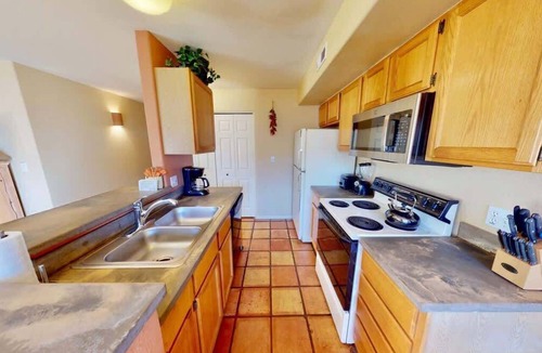 Moab South Valley Condo | Kokopelli's Kiva - 3230