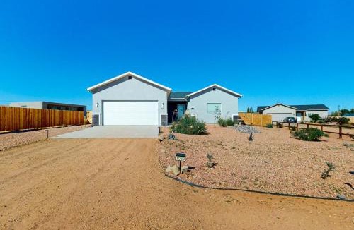 Big Water House | Lake Powell Base: Near Grand Canyon & Zion NP